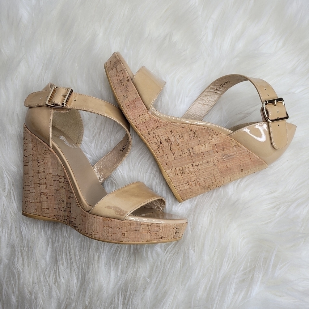 Stuart Weitzman Nude Cork Wedge Heels - Picture 6 of 14